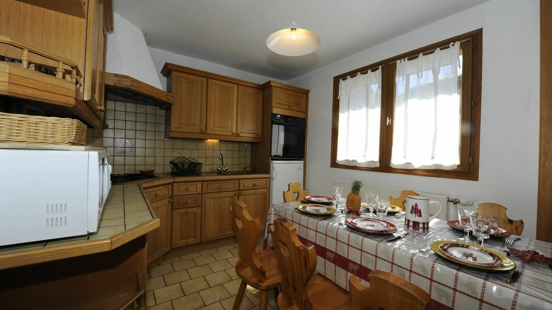 Chamois A Modern, 2-Bedroom Apartment In The Alps With Terrace Les Men Saint-Martin-de-Belleville France