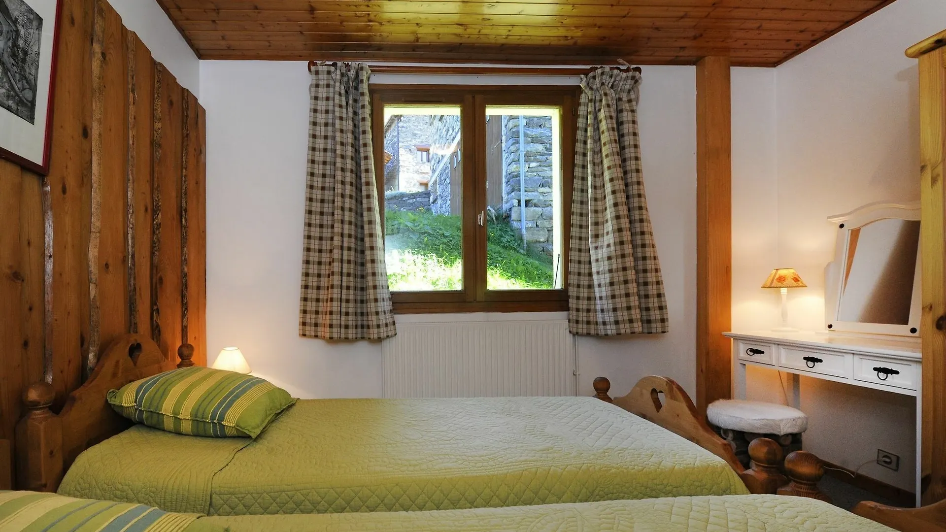 Chamois A Modern, 2-Bedroom Apartment In The Alps With Terrace Les Men Saint-Martin-de-Belleville